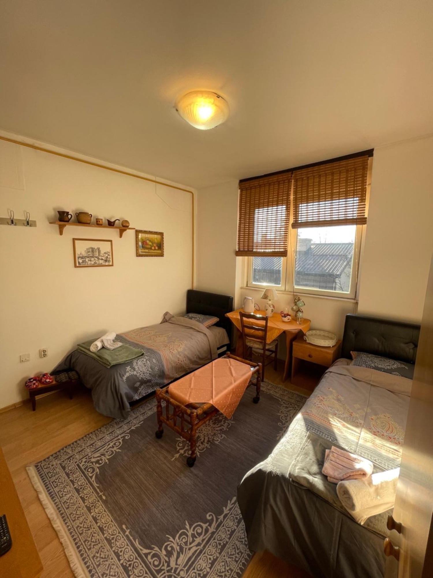 Rooms Ada SJJ Eksteriør billede